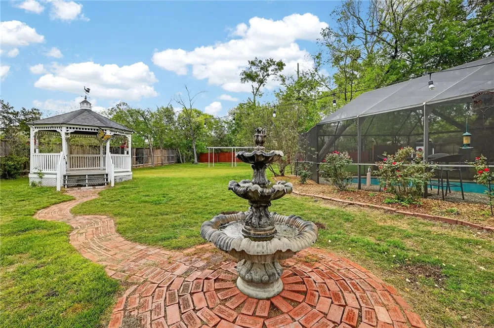 913 Park Lane Bryan, TX 77802