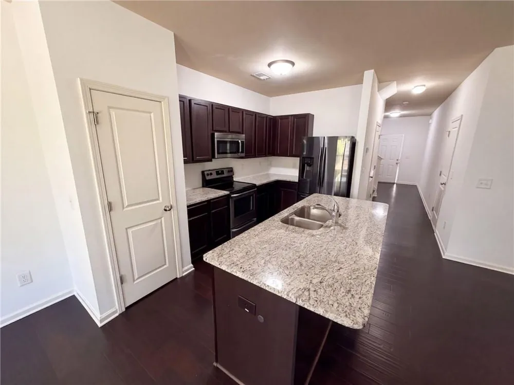 106 Southwind Circle Newnan, GA 30265