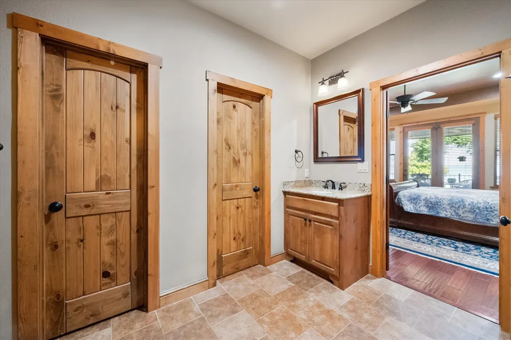 5042 Loper Circle Streetman, TX 75859