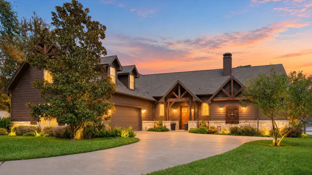5042 Loper Circle Streetman, TX 75859