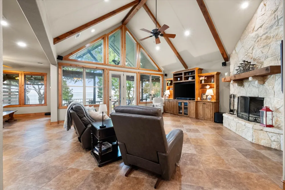5042 Loper Circle Streetman, TX 75859