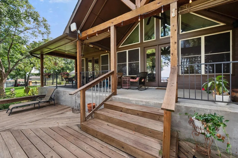 5042 Loper Circle Streetman, TX 75859