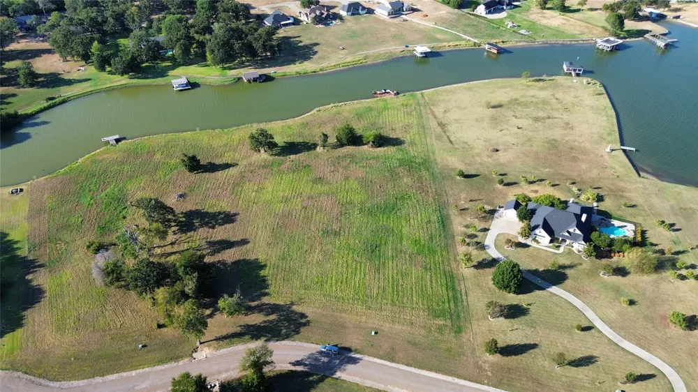 1 Crepe Myrtle Lot 151 Corsicana, TX 75109