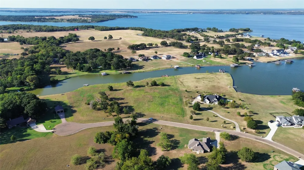 1 Crepe Myrtle Lot 151 Corsicana, TX 75109