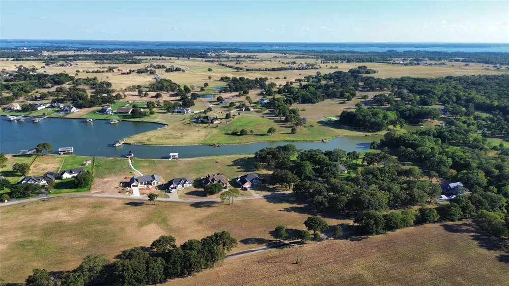 1 Crepe Myrtle Lot 151 Corsicana, TX 75109