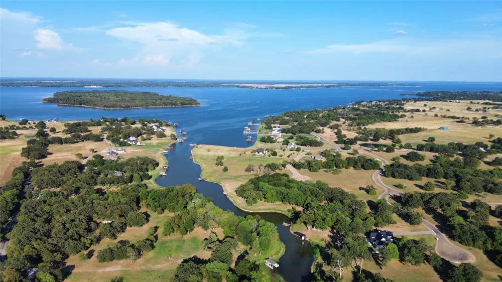 1 Crepe Myrtle Lot 151 Corsicana, TX 75109