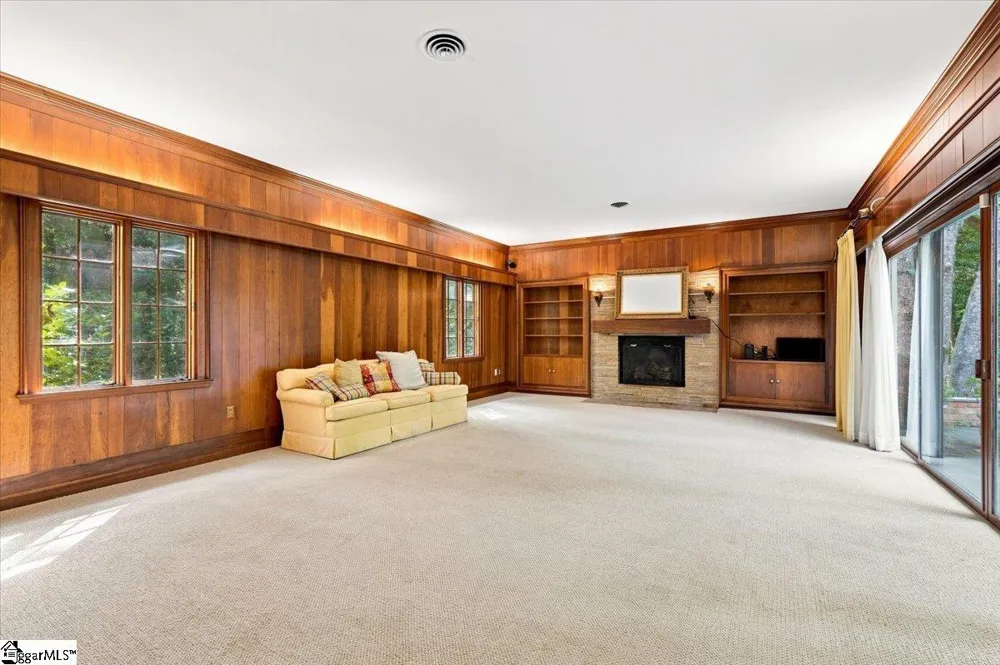 20 Olney Lane Spartanburg, SC 29307