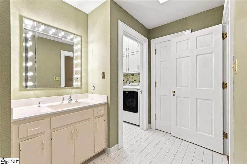 20 Olney Lane Spartanburg, SC 29307