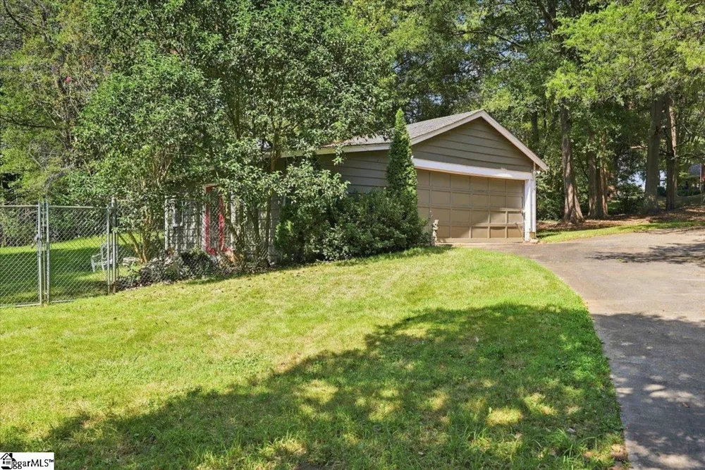 20 Olney Lane Spartanburg, SC 29307