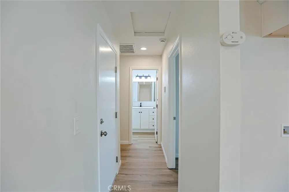 122 Bewley Street Santa Ana, CA 92703
