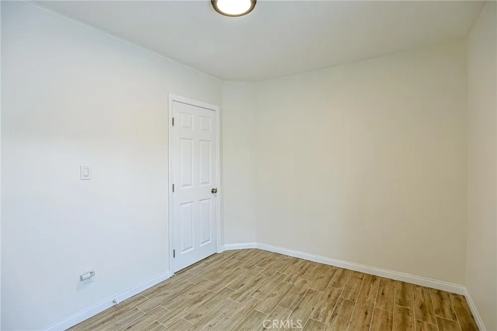 122 Bewley Street Santa Ana, CA 92703