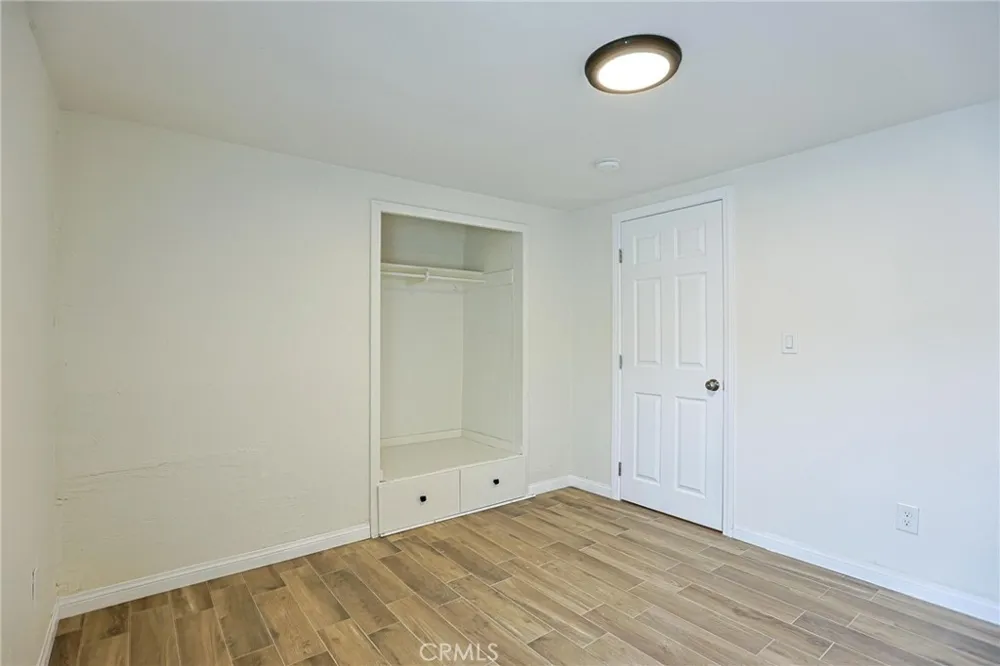 122 Bewley Street Santa Ana, CA 92703