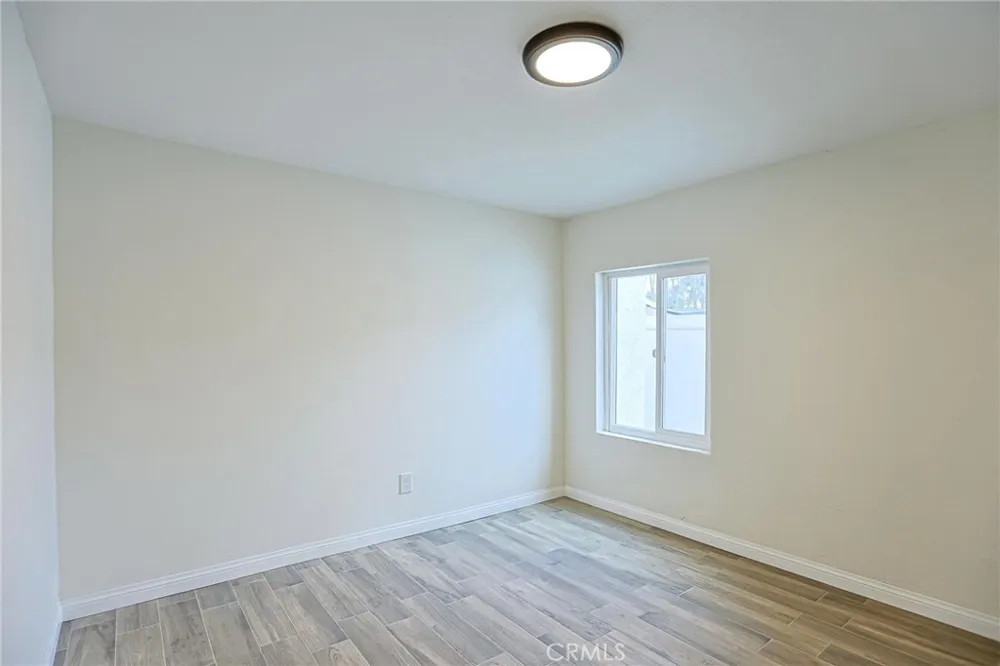 122 Bewley Street Santa Ana, CA 92703