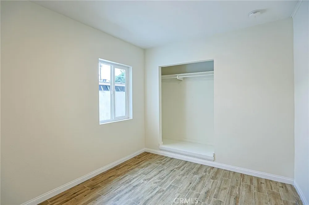 122 Bewley Street Santa Ana, CA 92703