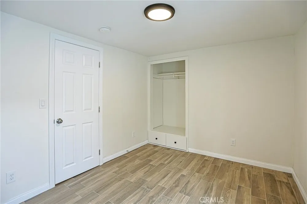 122 Bewley Street Santa Ana, CA 92703