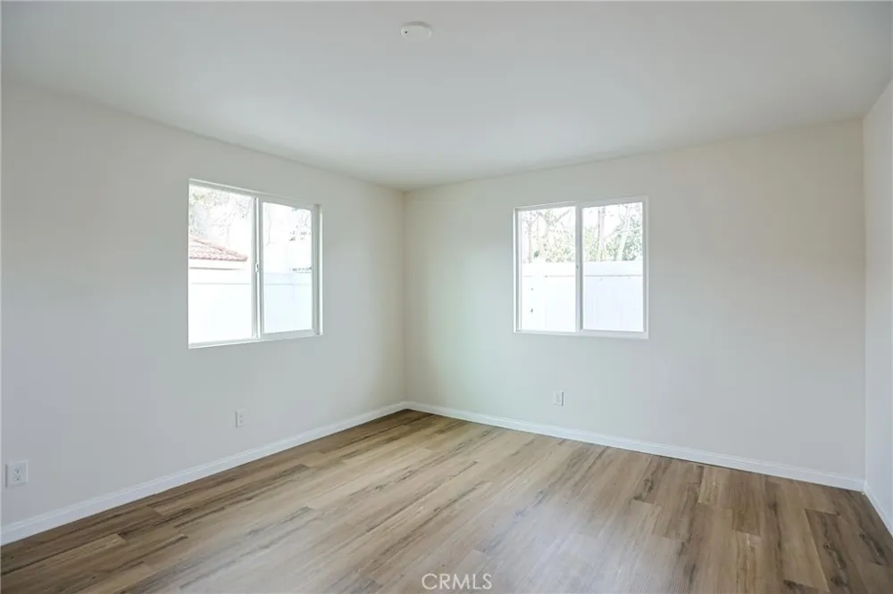 122 Bewley Street Santa Ana, CA 92703