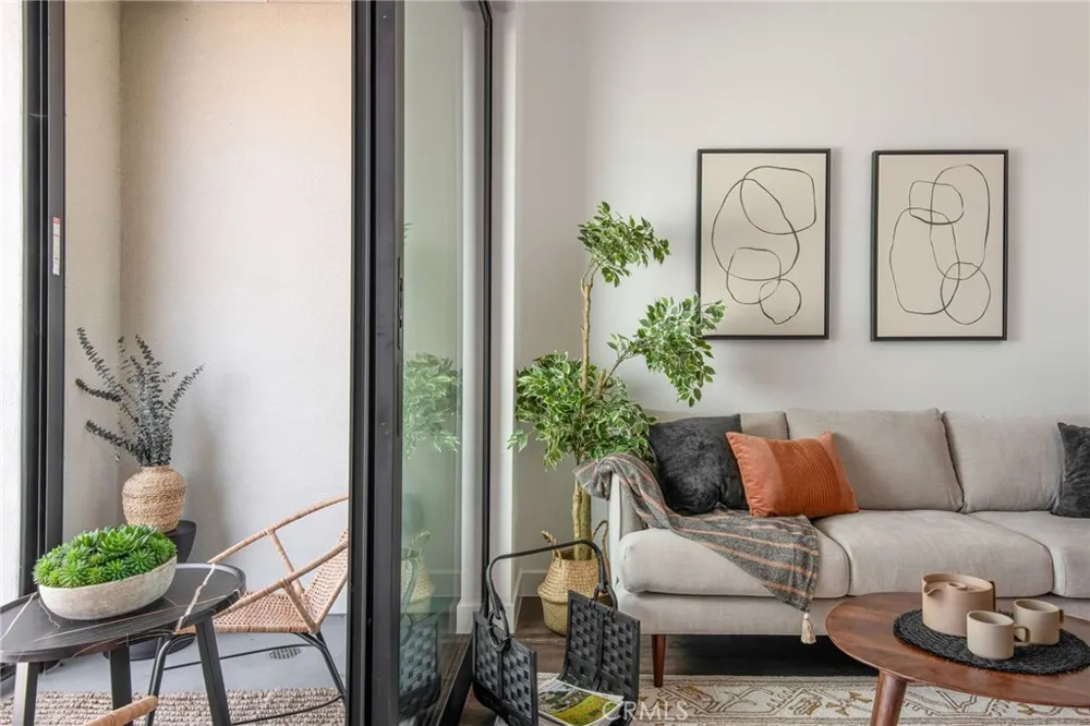 118 Astronaut Ellison S Onizuka Street #207 Los Angeles, CA 90012