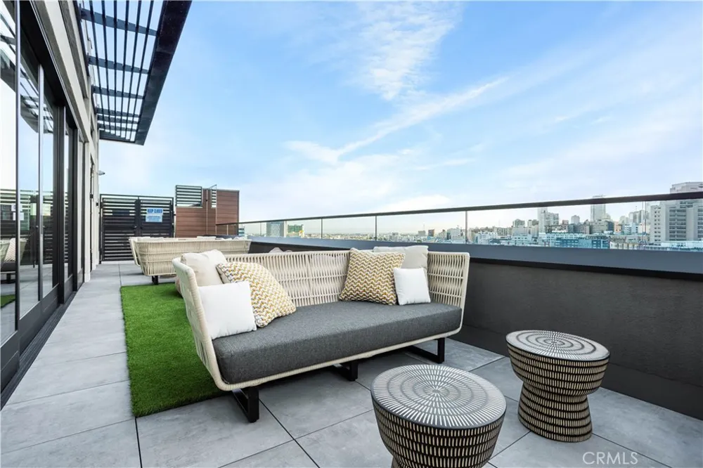 118 Astronaut Ellison S Onizuka Street #207 Los Angeles, CA 90012