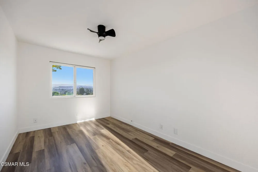 27667 Taryn Drive Saugus, CA 91350