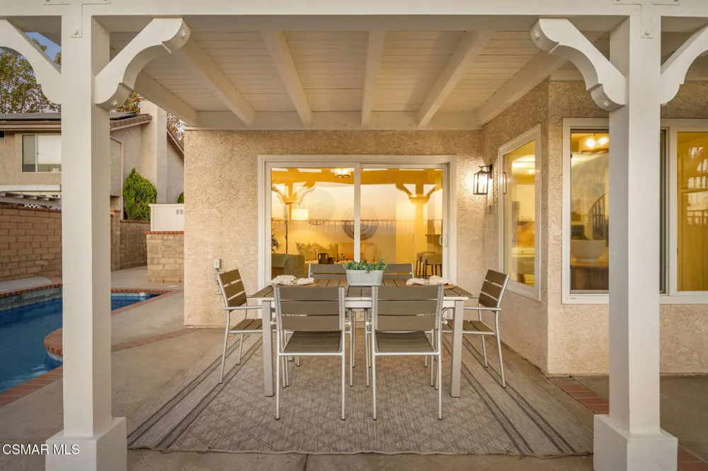27667 Taryn Drive Saugus, CA 91350