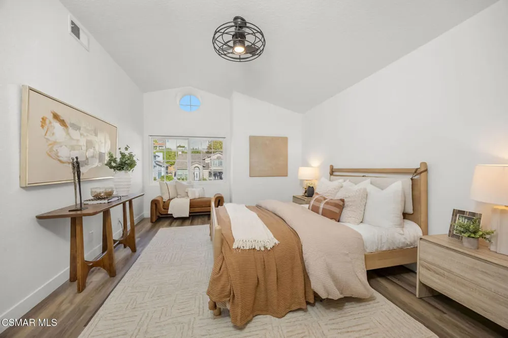 27667 Taryn Drive Saugus, CA 91350