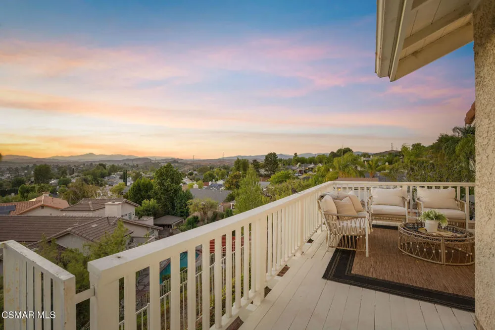 27667 Taryn Drive Saugus, CA 91350
