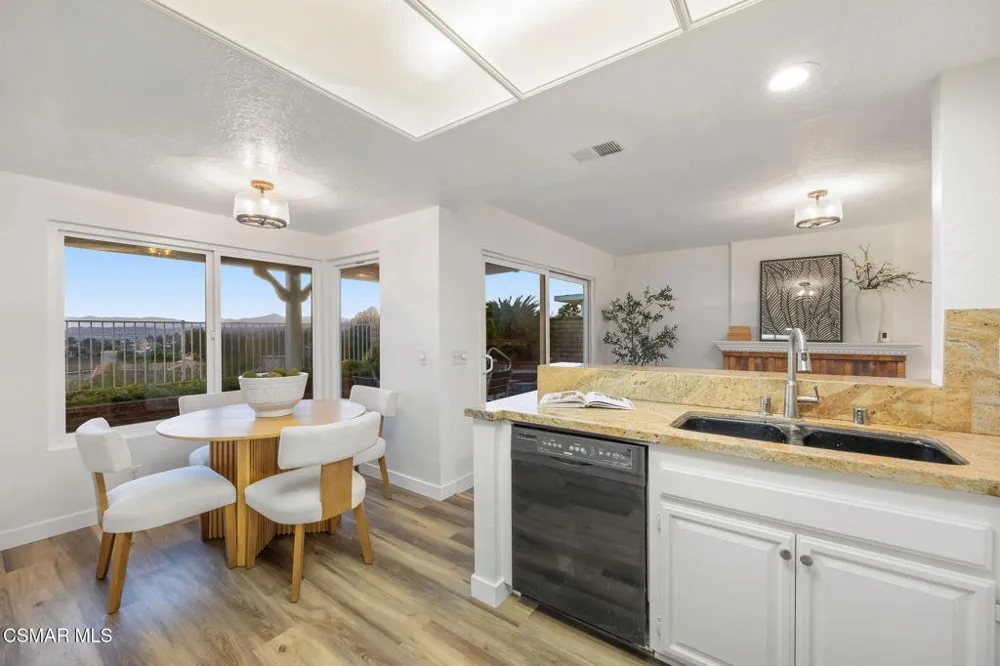 27667 Taryn Drive Saugus, CA 91350