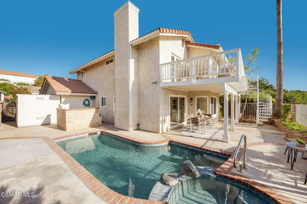 27667 Taryn Drive Saugus, CA 91350