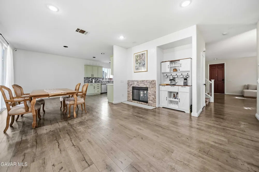 2757 Emerald Lane Lancaster, CA 93535