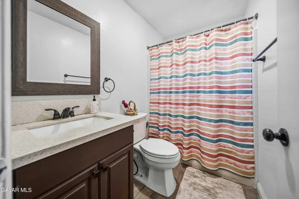 2757 Emerald Lane Lancaster, CA 93535