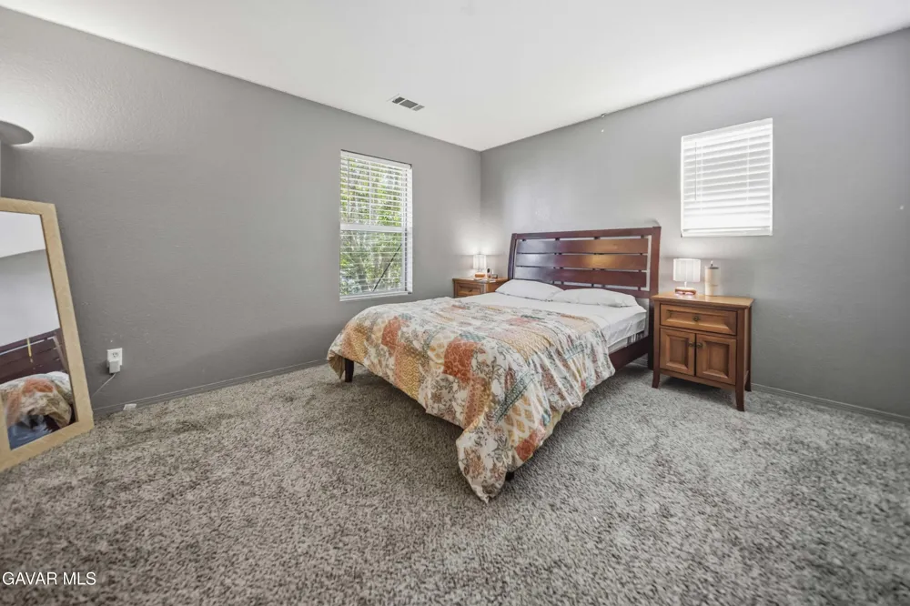 2757 Emerald Lane Lancaster, CA 93535