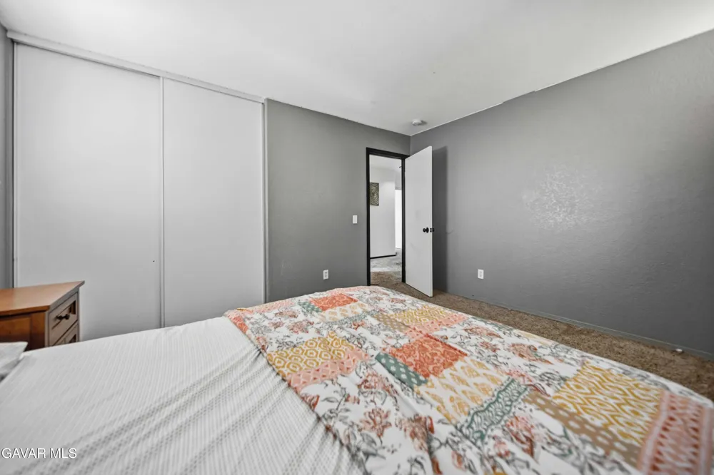 2757 Emerald Lane Lancaster, CA 93535