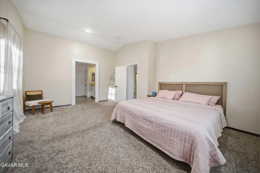 2757 Emerald Lane Lancaster, CA 93535