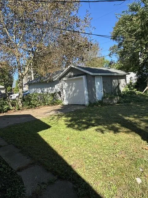 635 E Main Street Benton Harbor, MI 49022