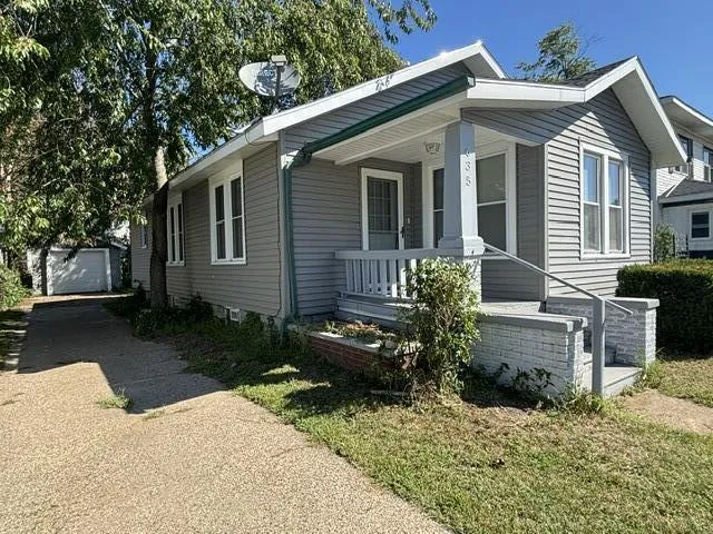 635 E Main Street Benton Harbor, MI 49022