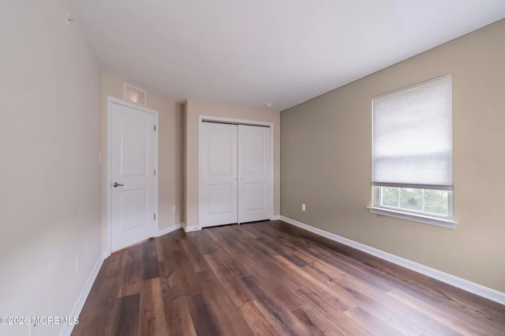 24 Kyle Drive Tinton Falls, NJ 07712