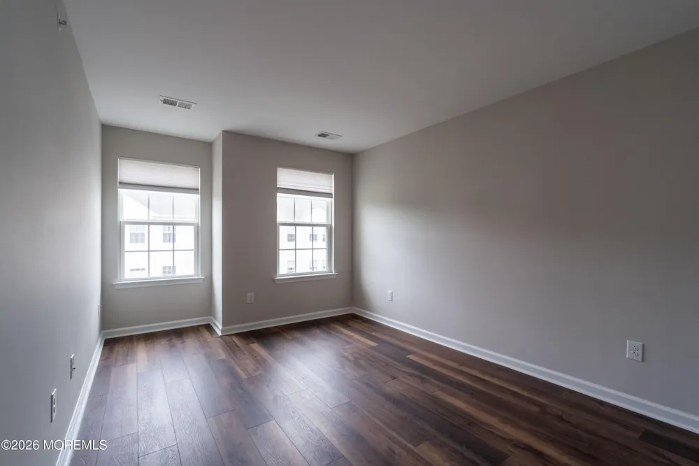 24 Kyle Drive Tinton Falls, NJ 07712
