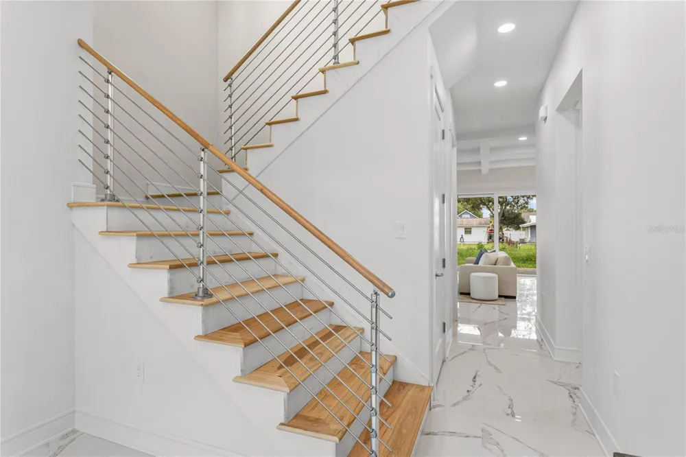 3605 W BAY AVENUE Tampa, FL 33611