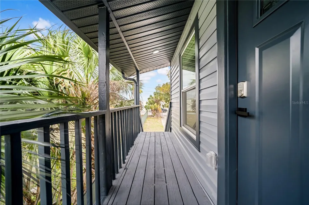 20 2ND AVENUE SE Lutz, FL 33549