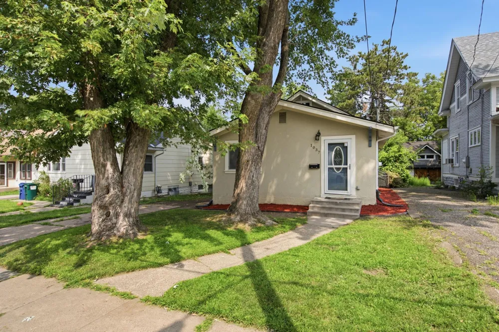 1037 Gould Avenue NE Columbia Heights, MN 55421