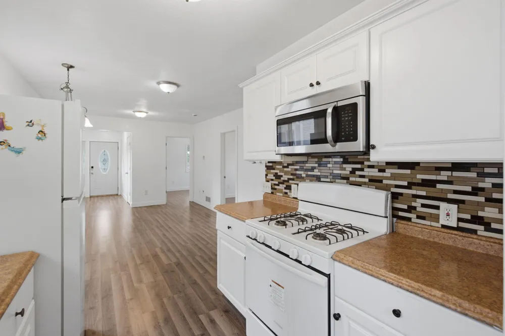 1037 Gould Avenue NE Columbia Heights, MN 55421