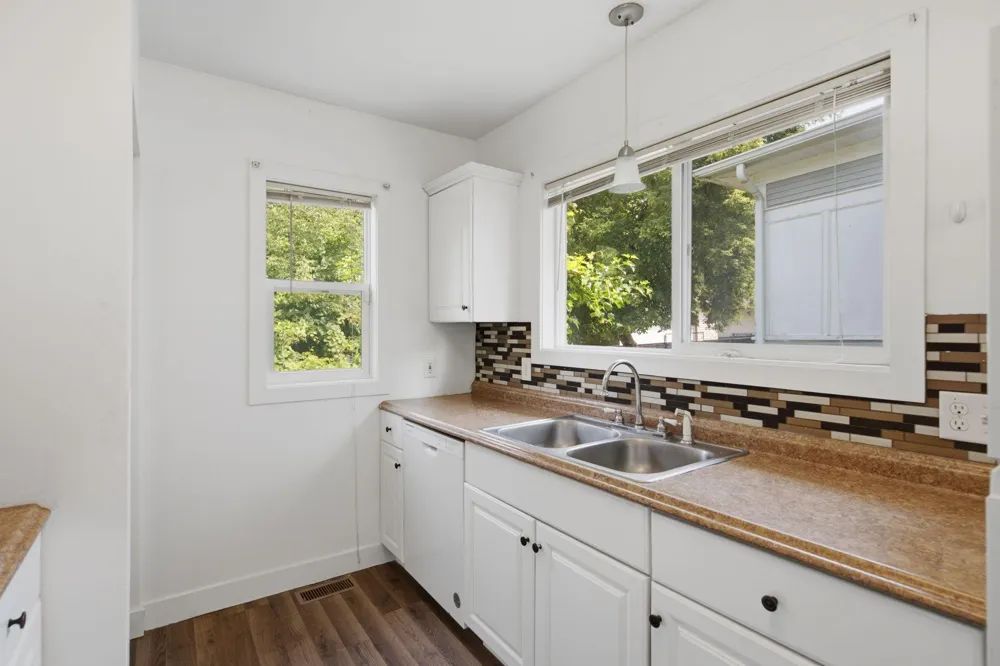 1037 Gould Avenue NE Columbia Heights, MN 55421