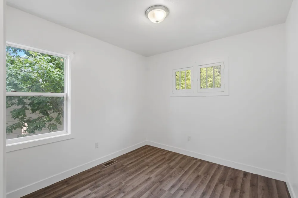 1037 Gould Avenue NE Columbia Heights, MN 55421