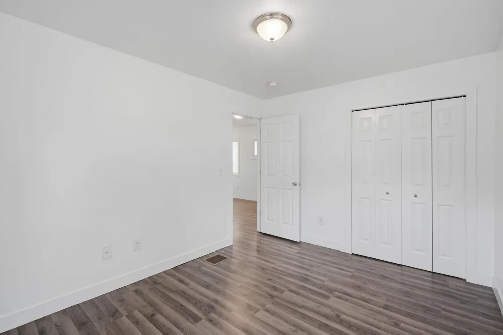 1037 Gould Avenue NE Columbia Heights, MN 55421