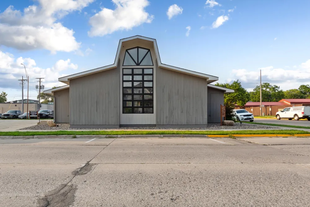 152 E Pearl Street Owatonna, MN 55060
