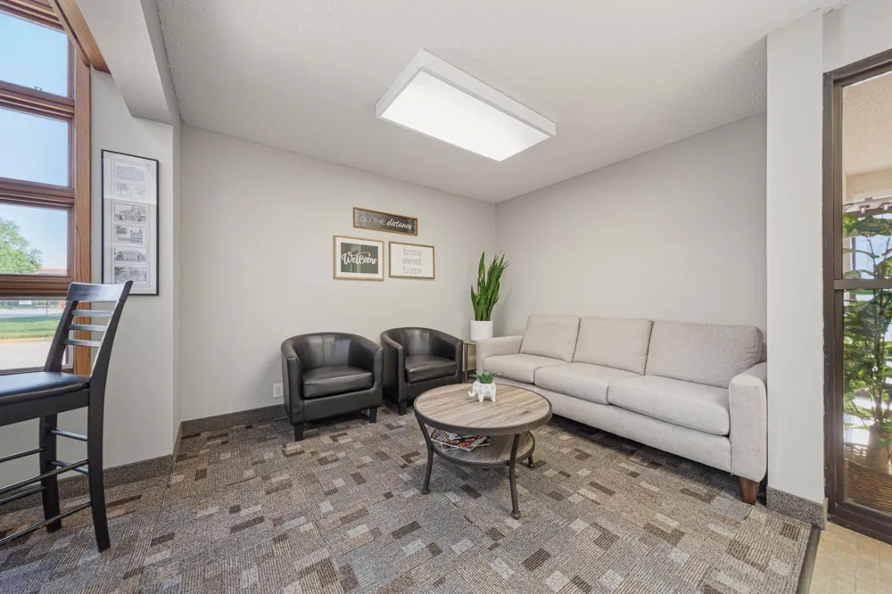 152 E Pearl Street Owatonna, MN 55060