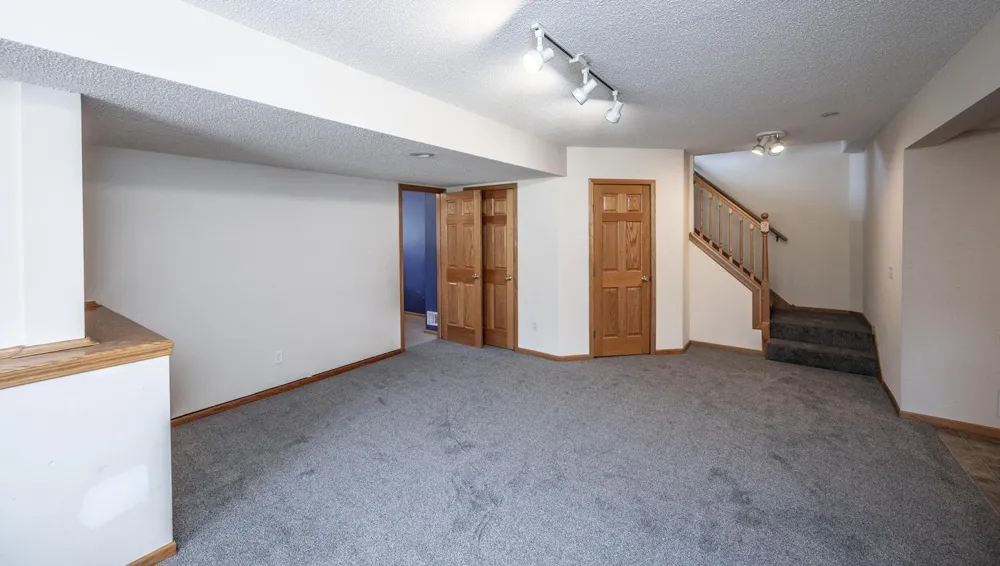 17091 Fairhill Avenue Farmington, MN 55024
