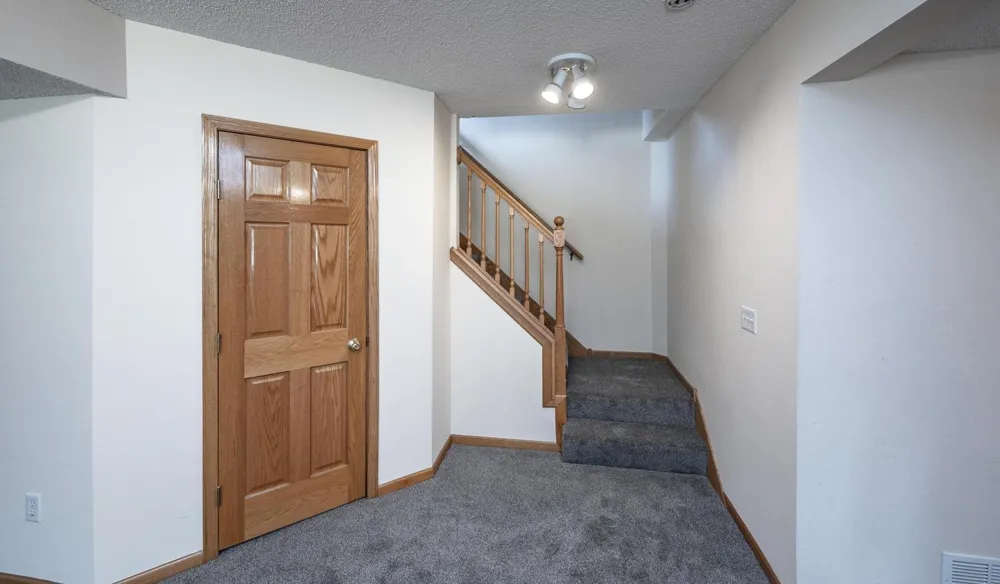 17091 Fairhill Avenue Farmington, MN 55024