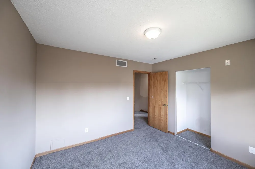 17091 Fairhill Avenue Farmington, MN 55024
