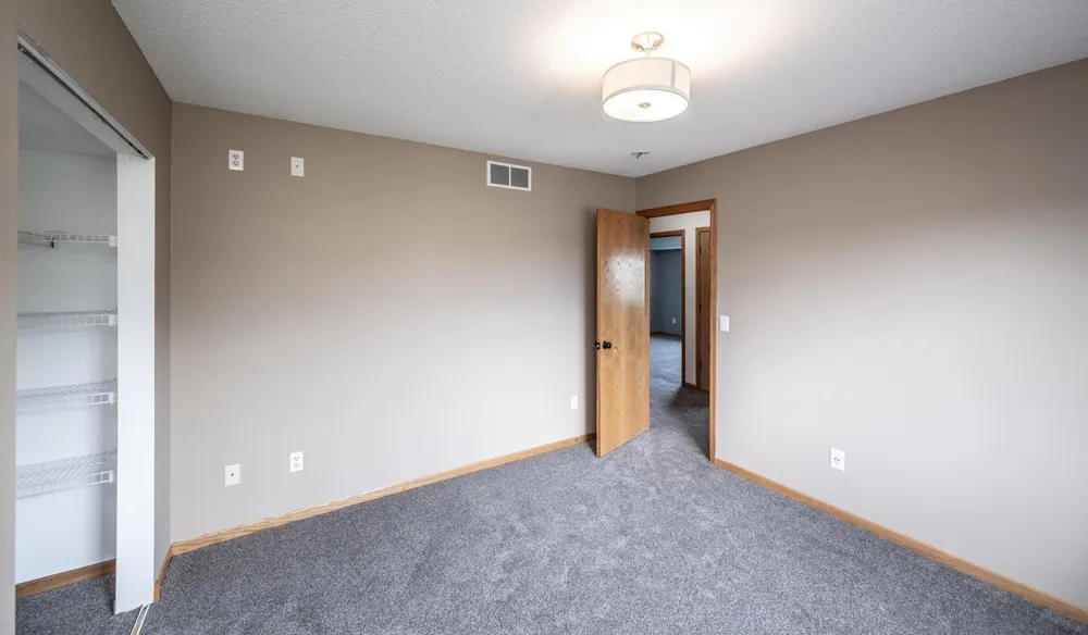 17091 Fairhill Avenue Farmington, MN 55024